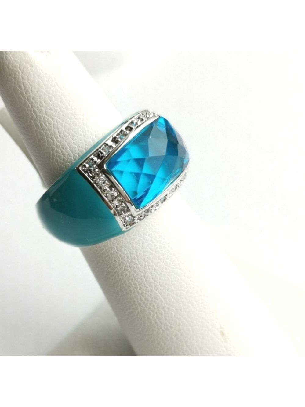 Swarovski crystal enamel dome ring size 6 🆕